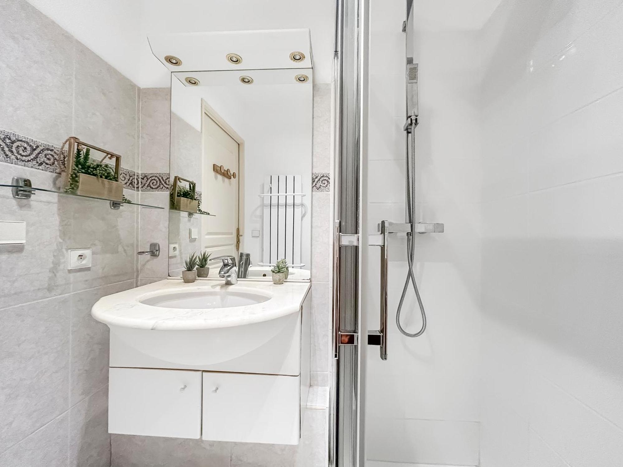 Apartmán Balcon, Parking, Piscine Et Clim' A 2 Pas Du Port Santa Lucia Saint-Raphaël Exteriér fotografie