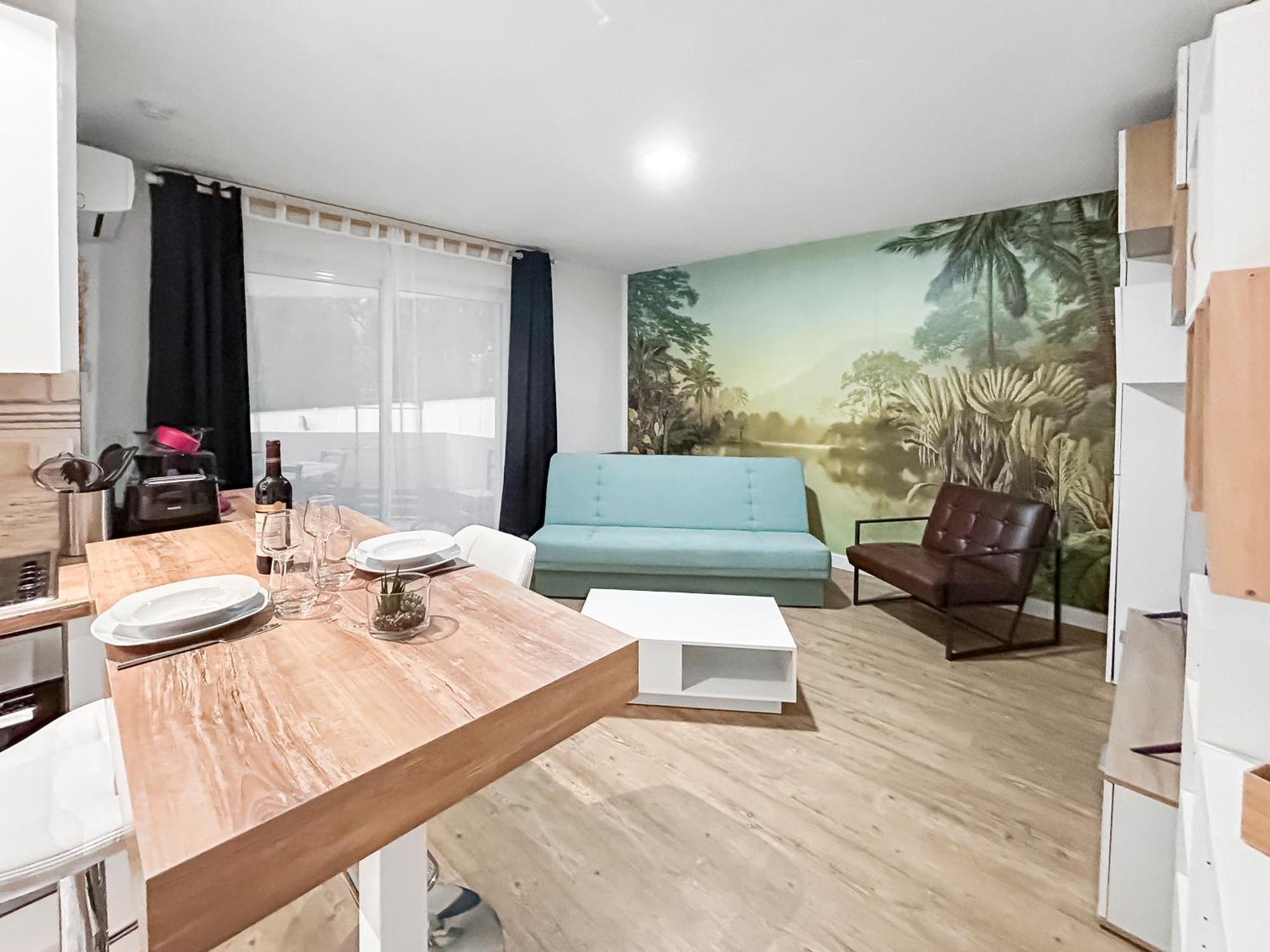 Apartmán Balcon, Parking, Piscine Et Clim' A 2 Pas Du Port Santa Lucia Saint-Raphaël Exteriér fotografie